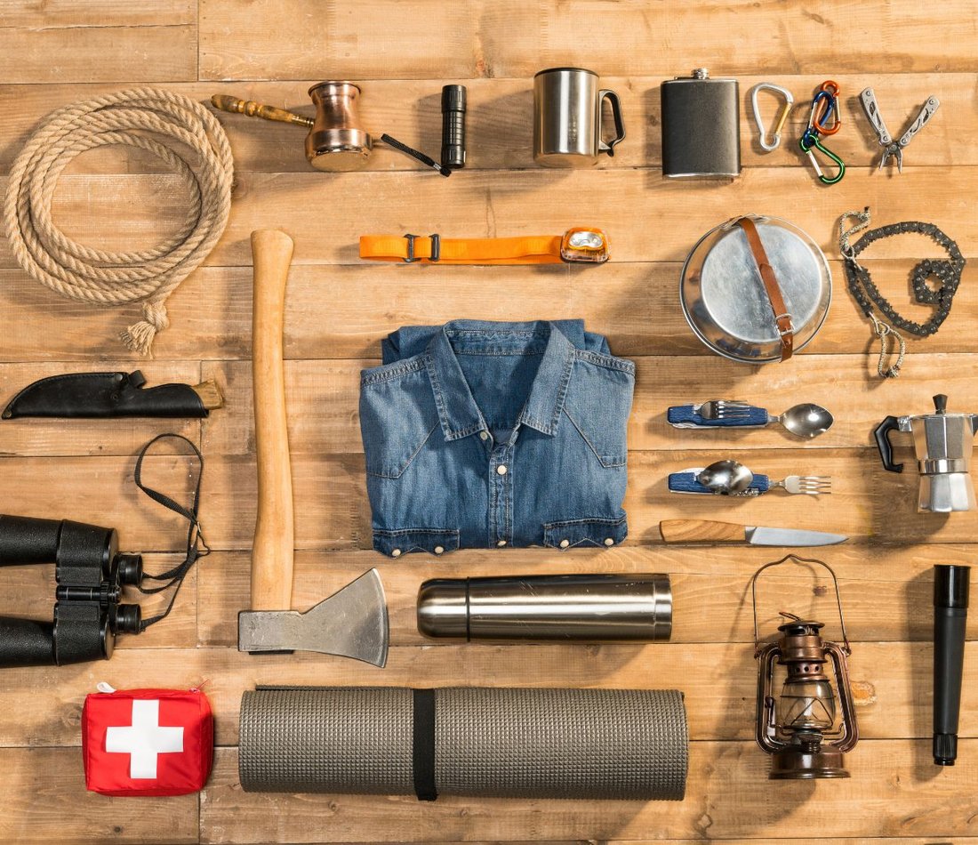 10 Essential Items Every Hiker Needs for a Safe Solo Mountain Trip