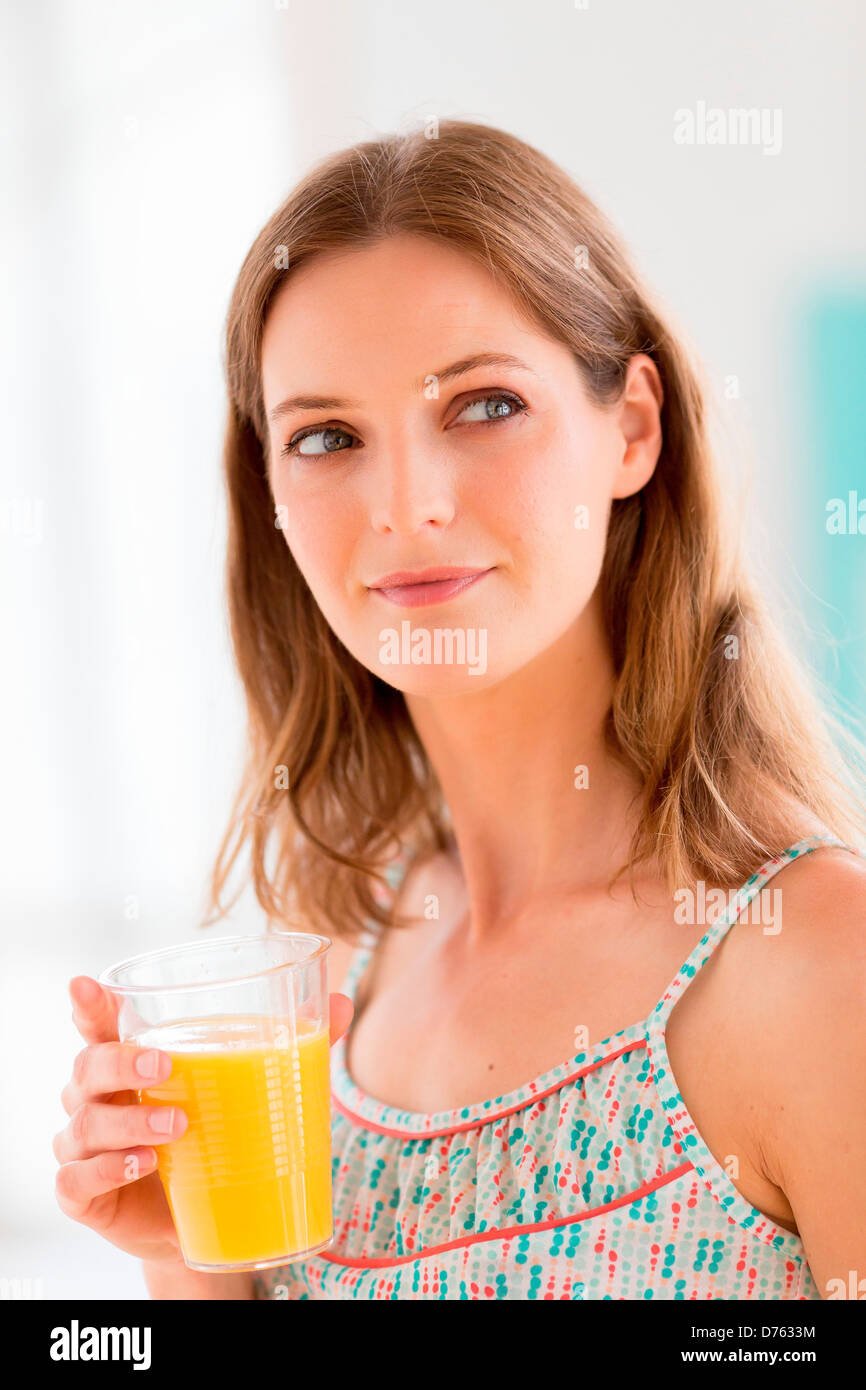 Why You Should Stop Drinking Fruit Juice and Eat the Whole Fruit Instead