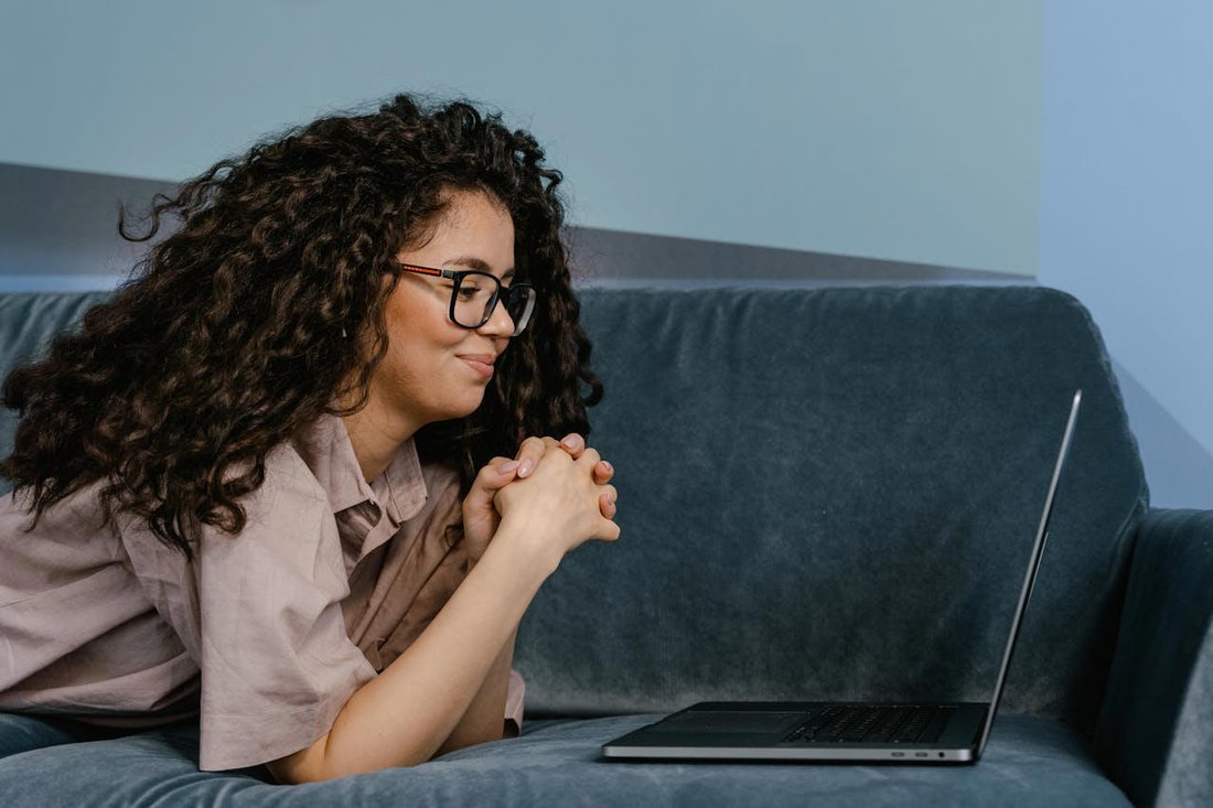 The Financial Habits of People Who Never Seem Stressed About Money