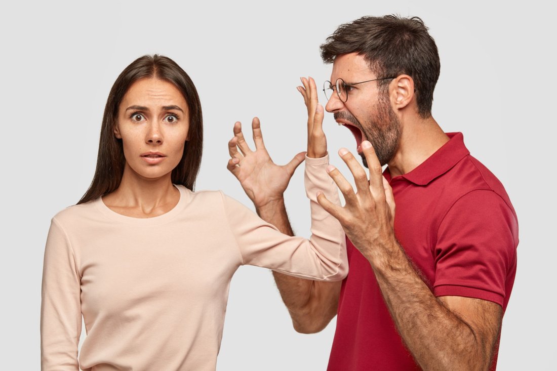 How to Deal with a Passive-Aggressive Coworker Professionally