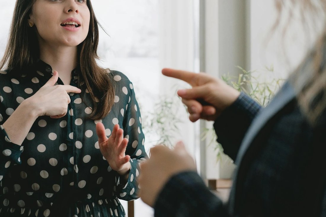 The Psychological Trick to Winning Any Argument Without Raising Your Voice
