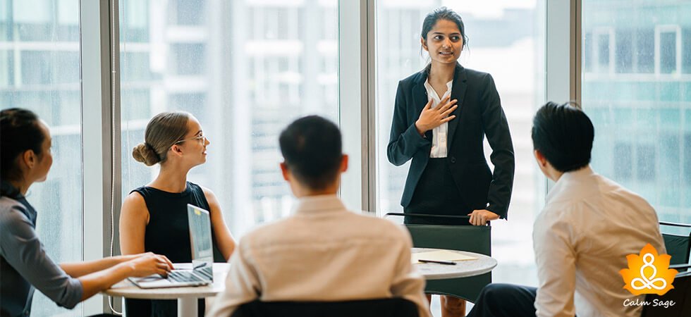 How to Master Public Speaking for Introverts Using the Spotlight Method
