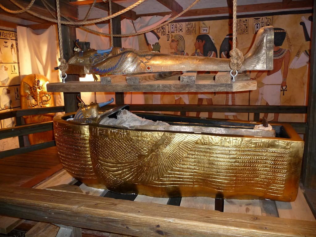 The Curse of King Tut's Tomb: Myths, Mysterious Deaths, and Enduring Legends