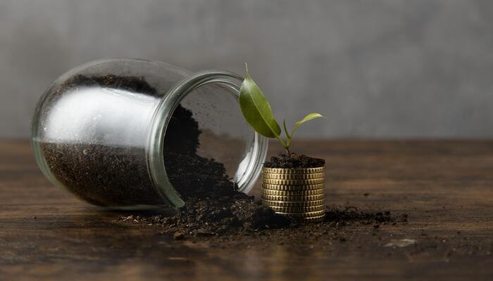 The Secret to Building Long-Term Wealth on a Modest Salary