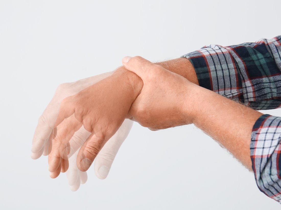 Causes of Hand Tremors in Young Adults and When to See a Specialist