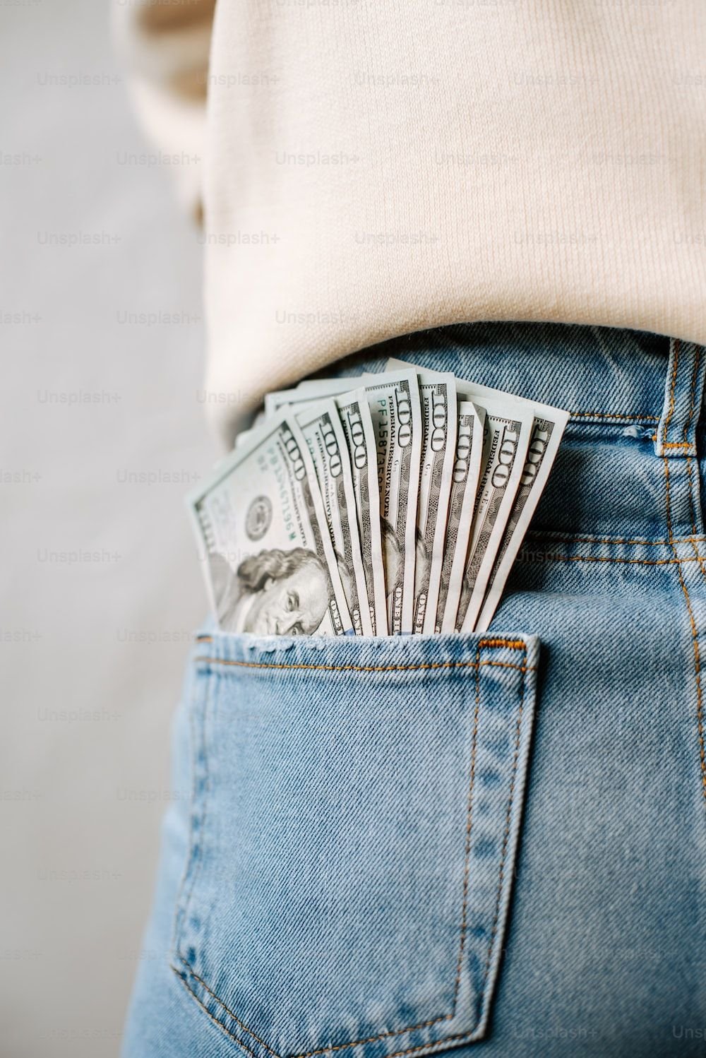 Building Wealth on an Average Salary Is Possible: Here's the Math