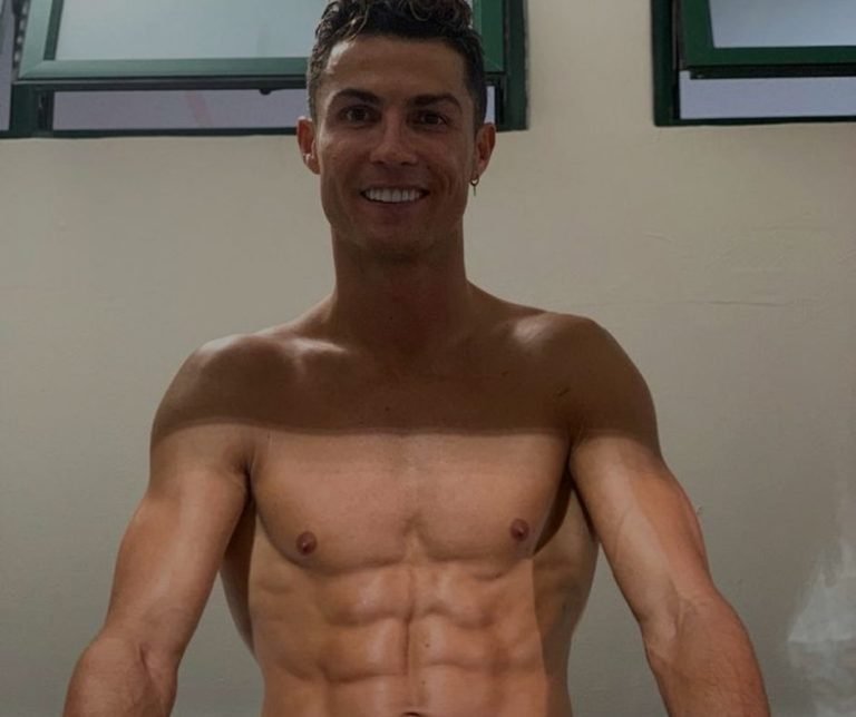 Unlock Cristiano Ronaldo's Insane Diet & Daily Routine Secrets: CR7's Blueprint to God-Like Fitness! 3