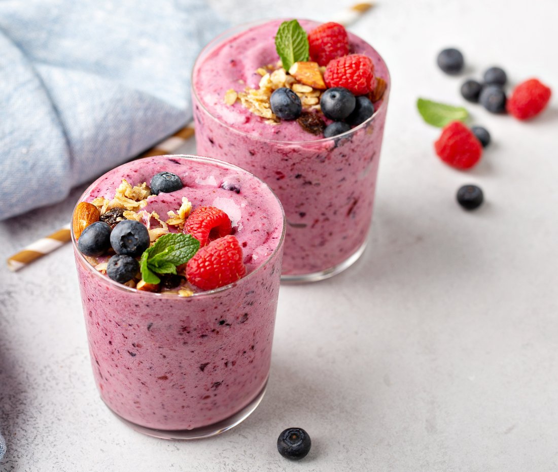 Is Your 'Healthy' Smoothie Secretly a Sugar Bomb? A Nutritional Breakdown
