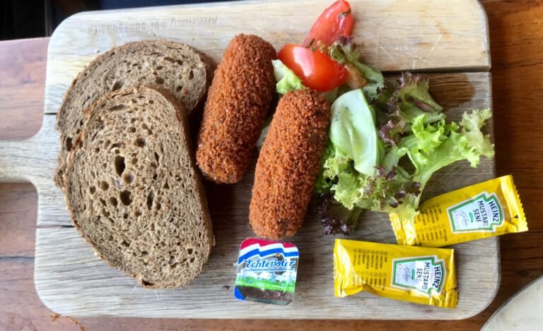 A Food Lover's Guide to Eating Like a Local Anywhere