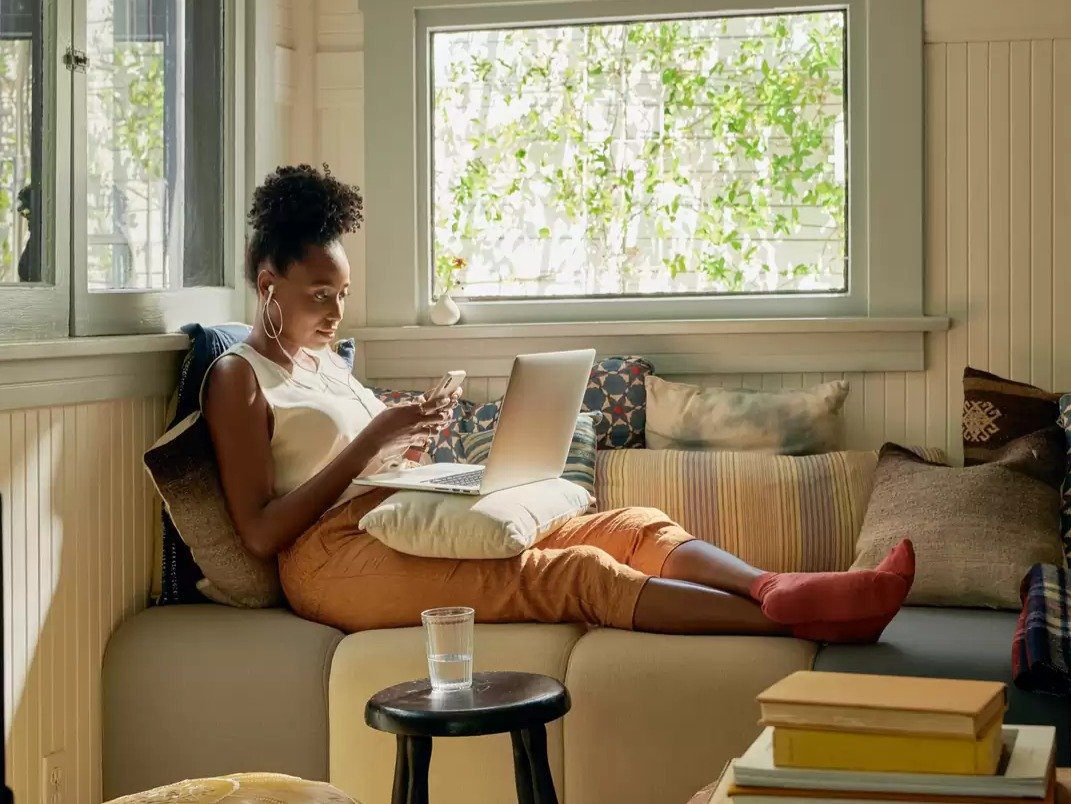 The Best Travel Apps to Download Before Your Next Trip
