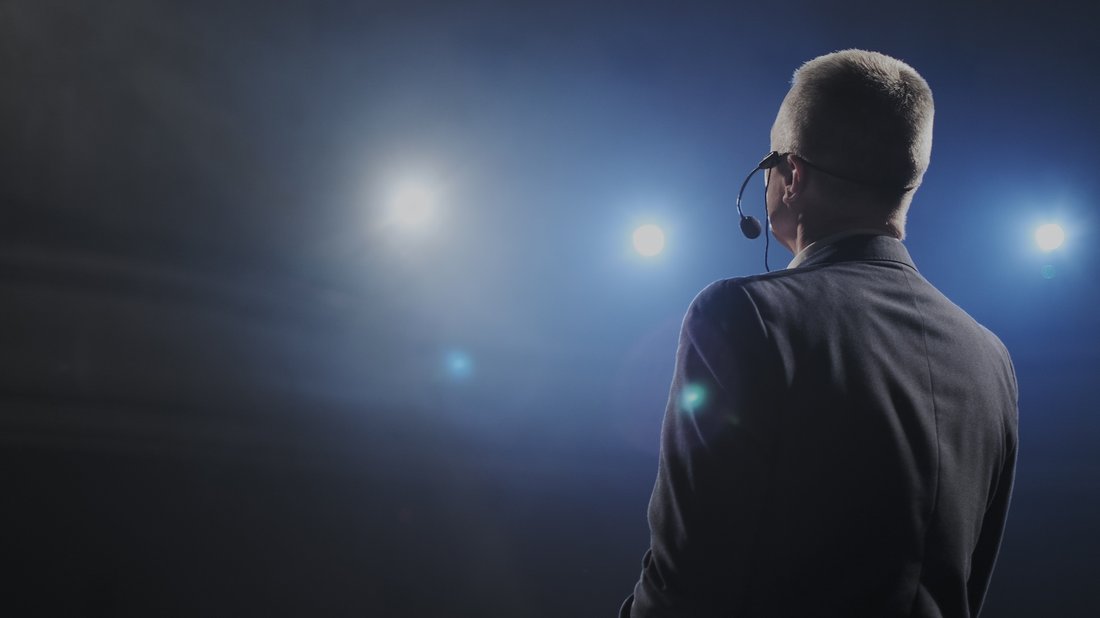 Mastering Public Speaking: From Fear to Confidence in 7 Steps