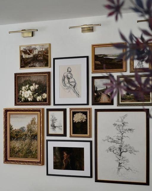 How to Create a Perfect Gallery Wall: A Step-by-Step Guide