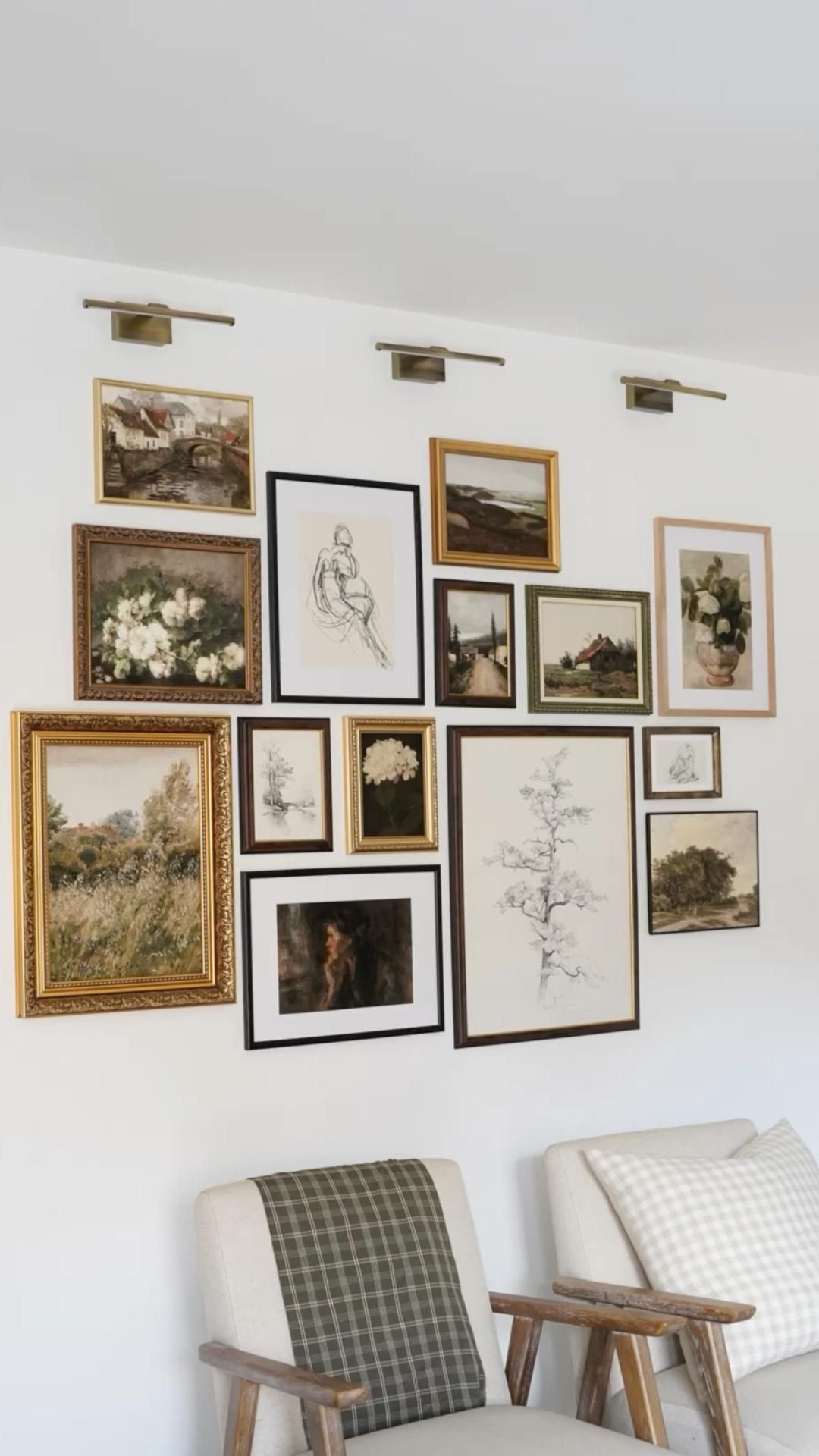 How to Create a Perfect Gallery Wall: A Step-by-Step Guide