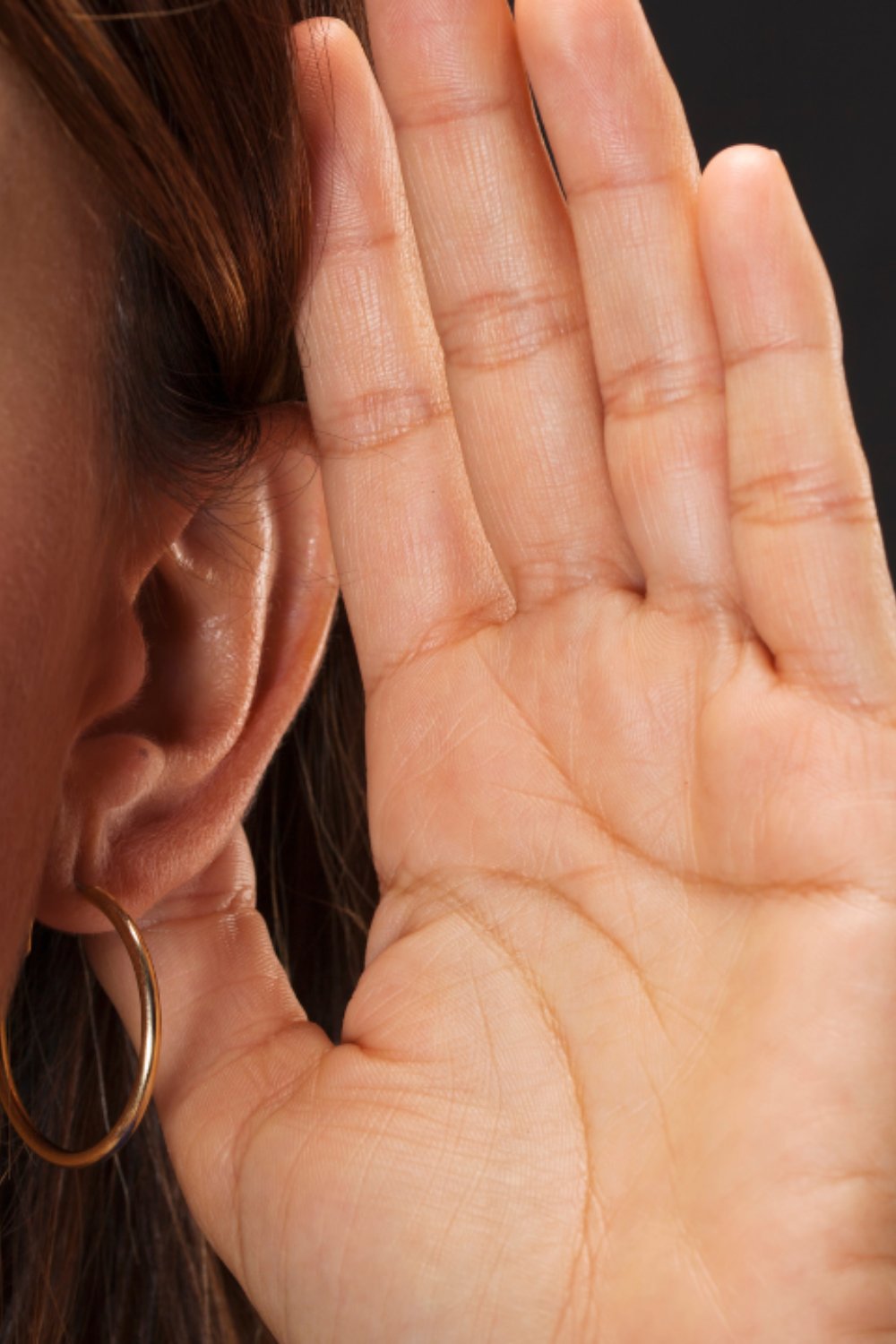 How to Be a Better Listener: An Active Listening Guide
