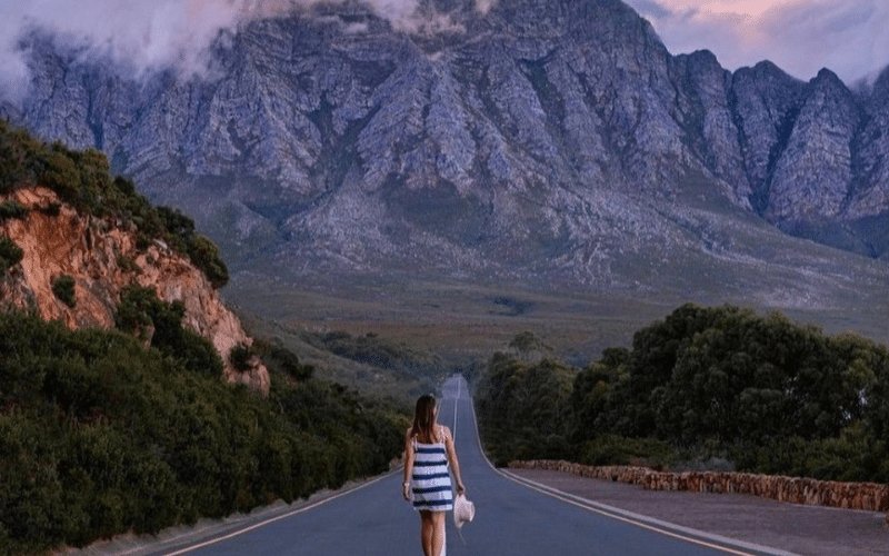 10 Common Travel Scams and How to Avoid Them